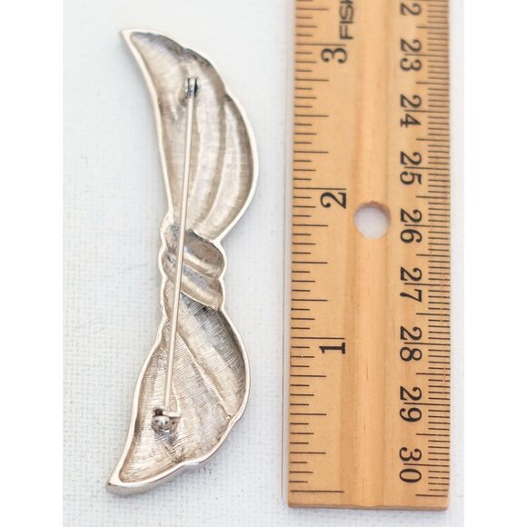 Vintage Angel's Wing Blade Brooch - T15 - Picture 2 of 2
